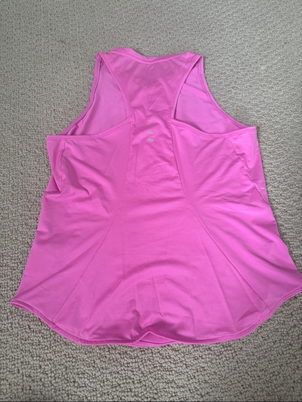 Nike Women’s Bright Pink Athletic Tank Top - Picture 4 of 4